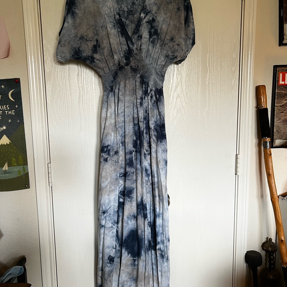 Promesa Blue and White Dolman Sleeve Maxi Dress